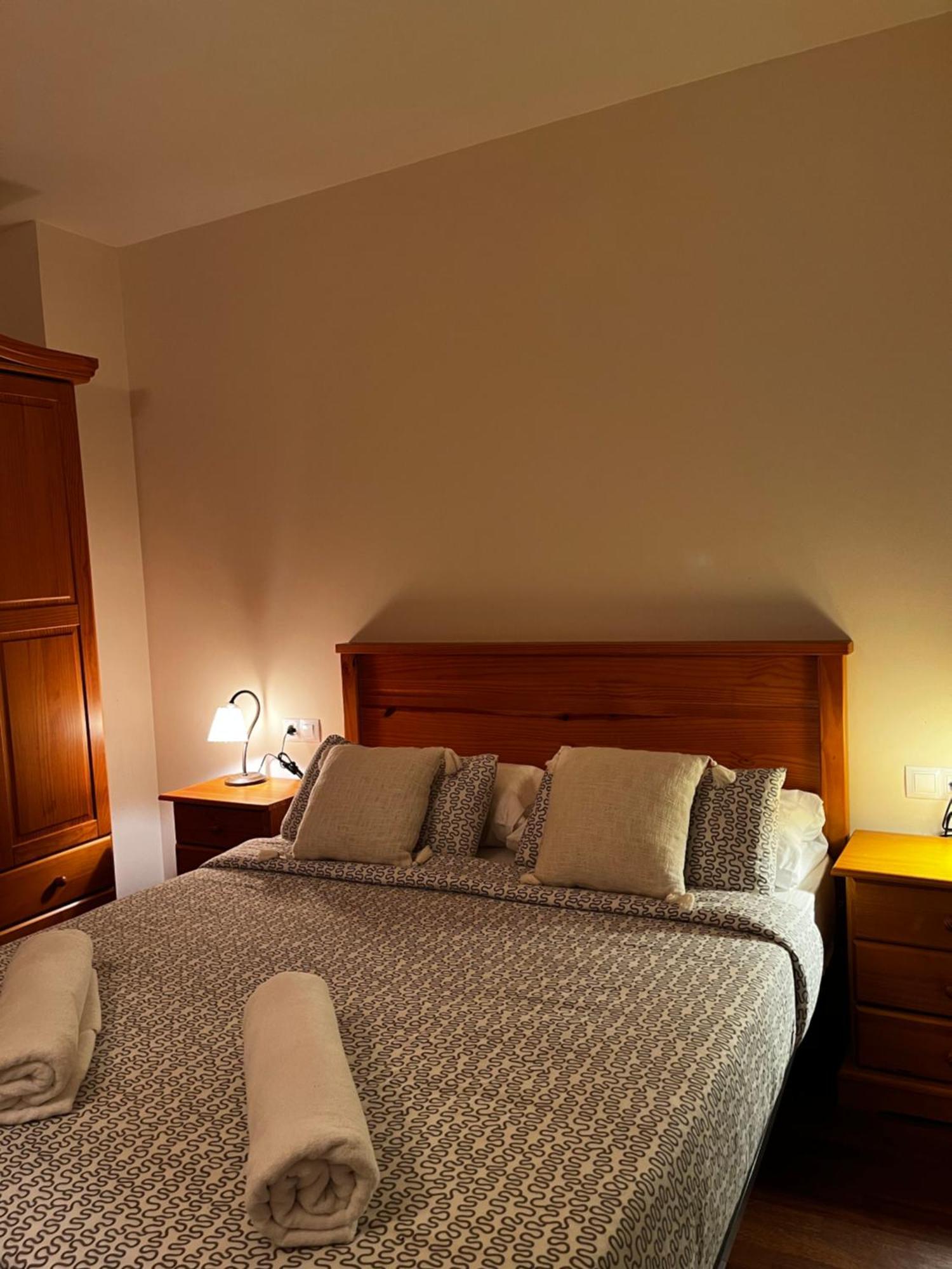Luxury House Valencia D'Aneu Apartment Ngoại thất bức ảnh