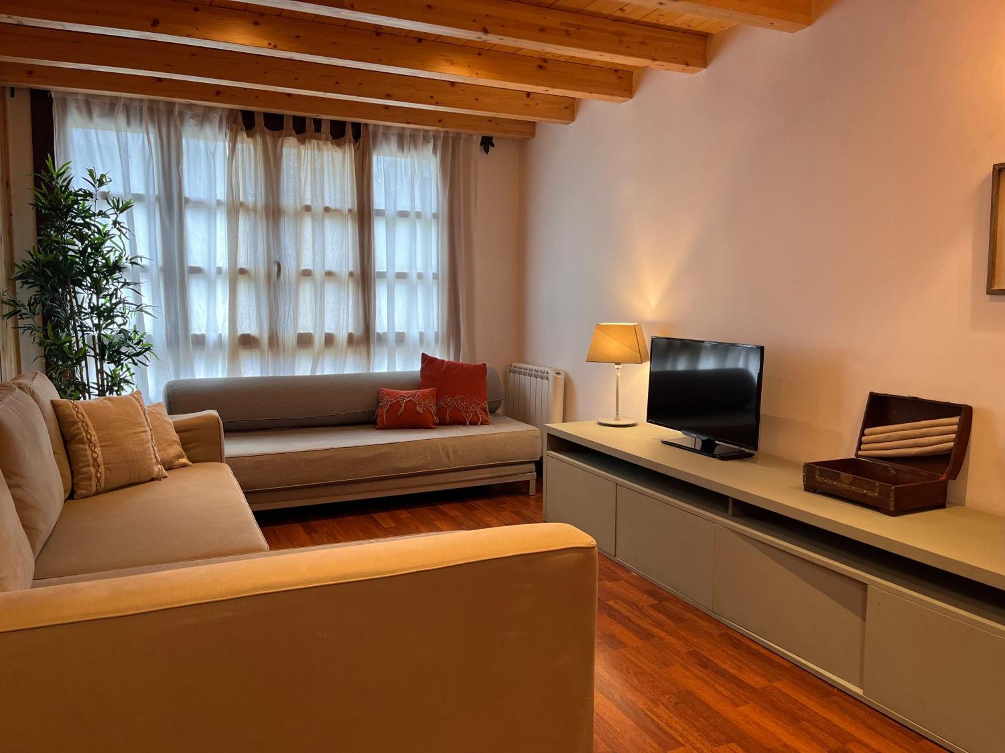 Luxury House Valencia D'Aneu Apartment Ngoại thất bức ảnh