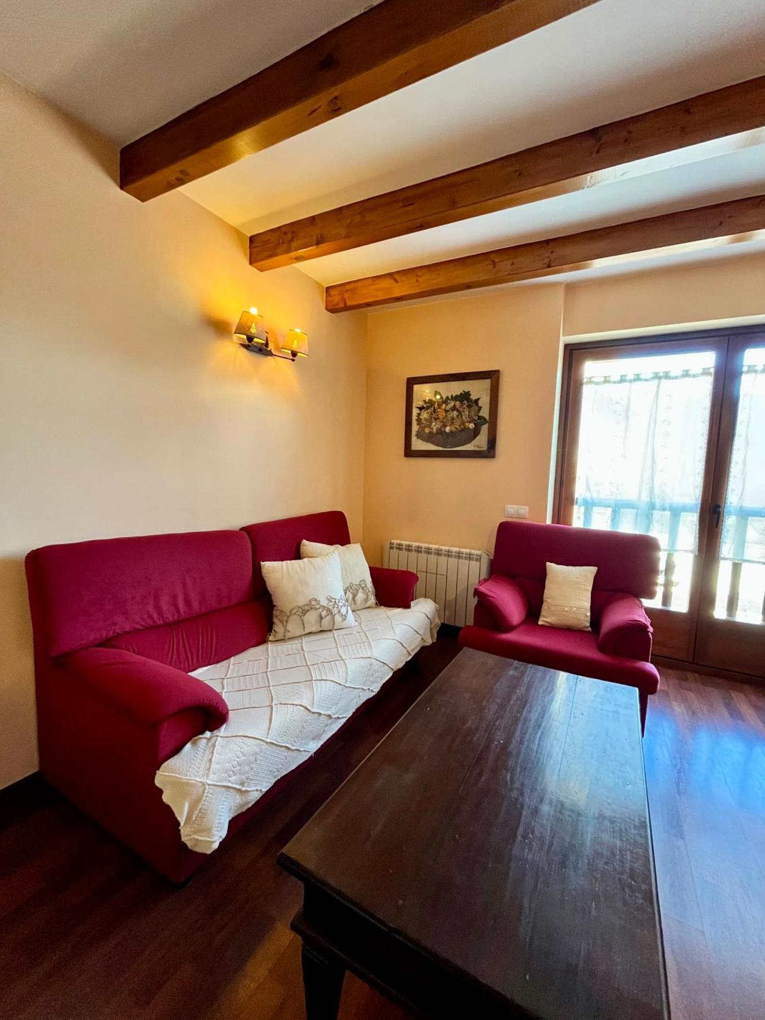 Luxury House Valencia D'Aneu Apartment Ngoại thất bức ảnh