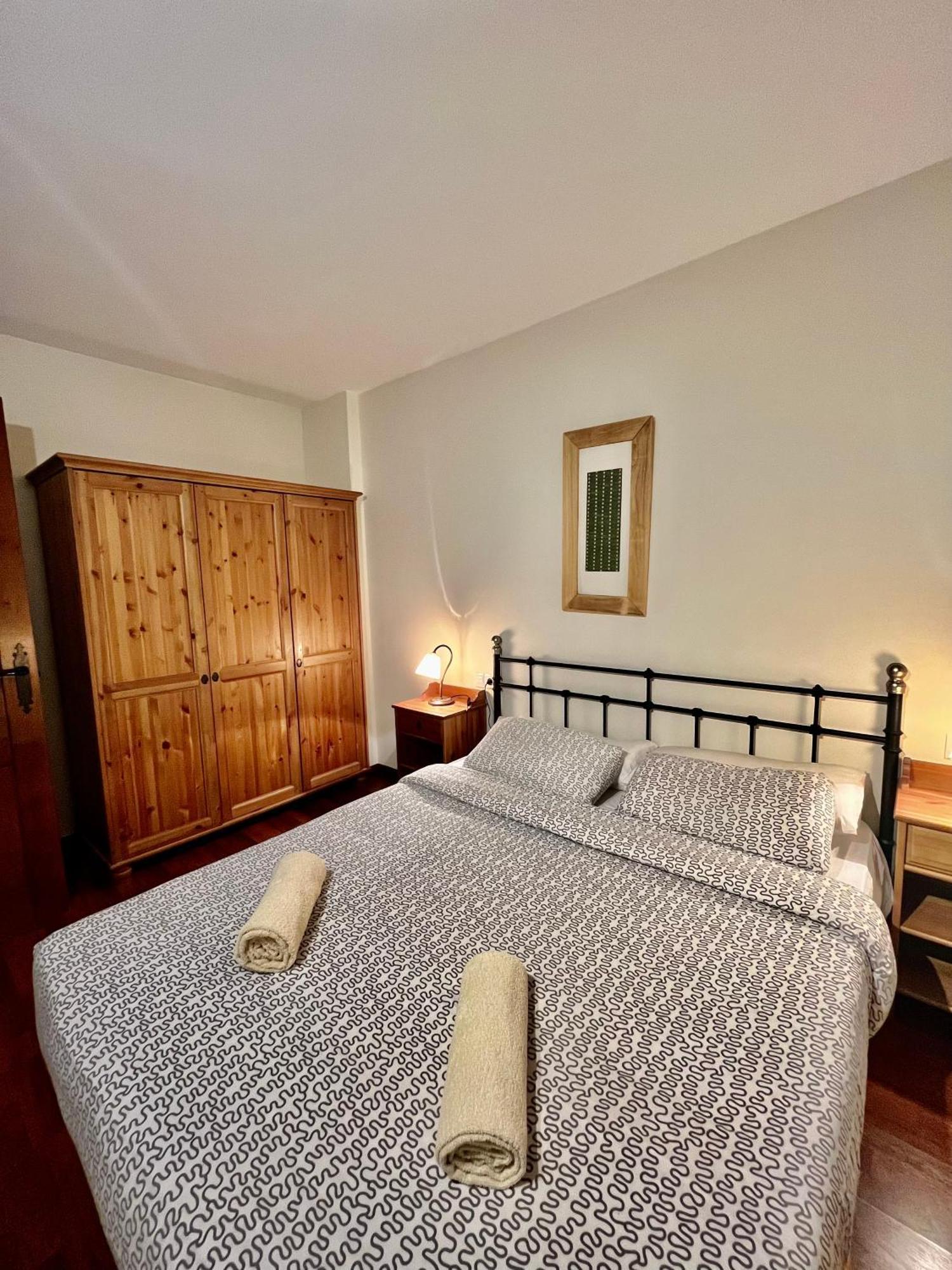 Luxury House Valencia D'Aneu Apartment Ngoại thất bức ảnh