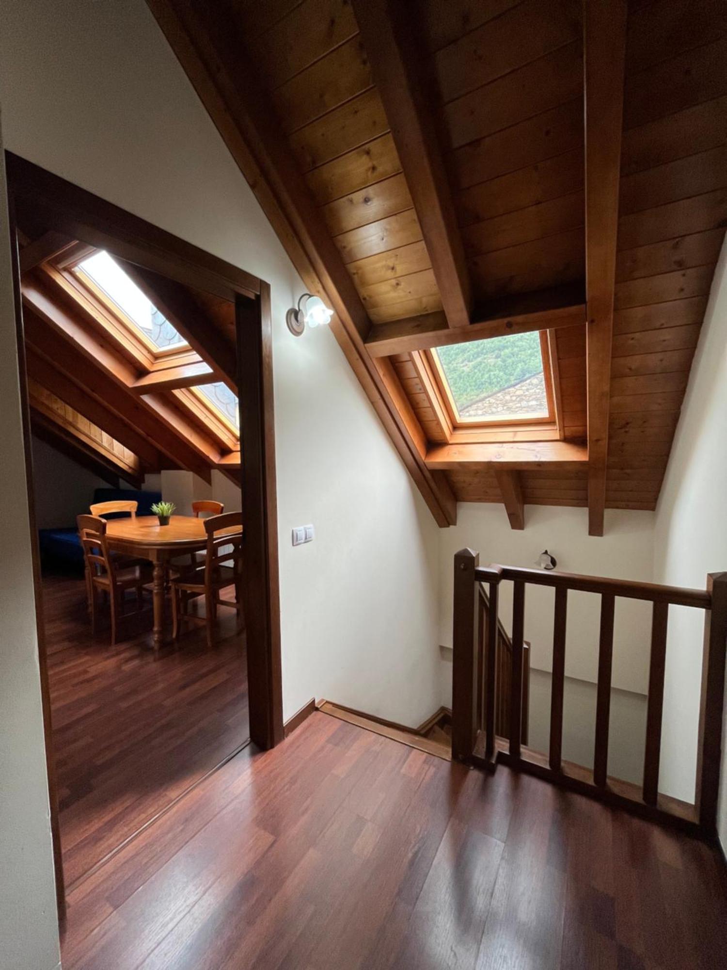 Luxury House Valencia D'Aneu Apartment Ngoại thất bức ảnh
