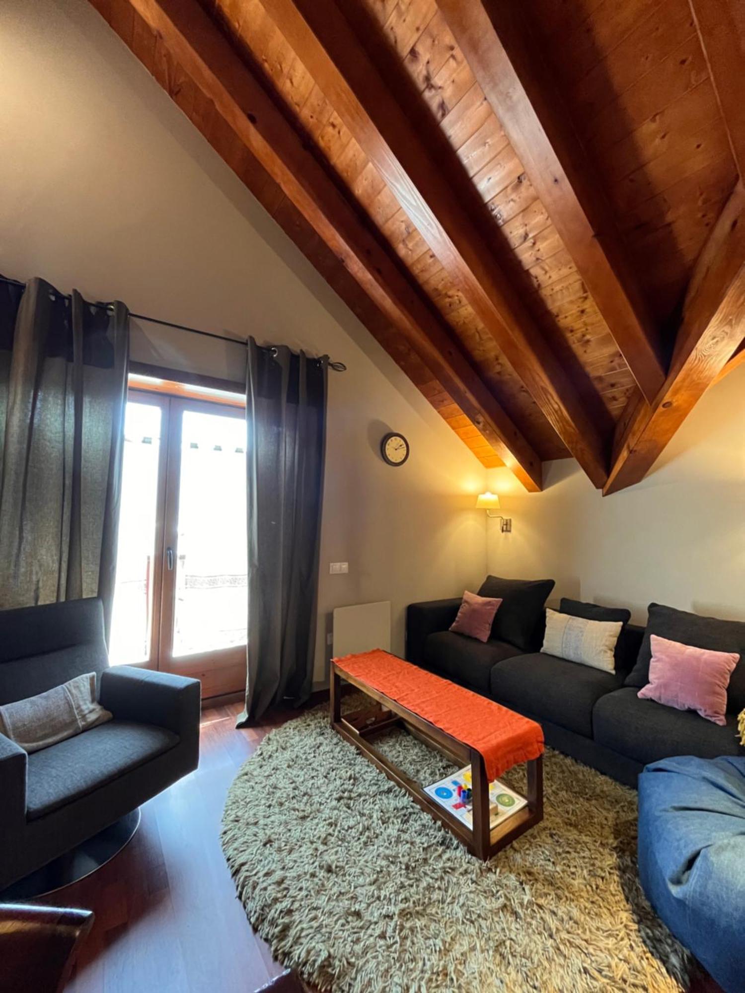 Luxury House Valencia D'Aneu Apartment Ngoại thất bức ảnh